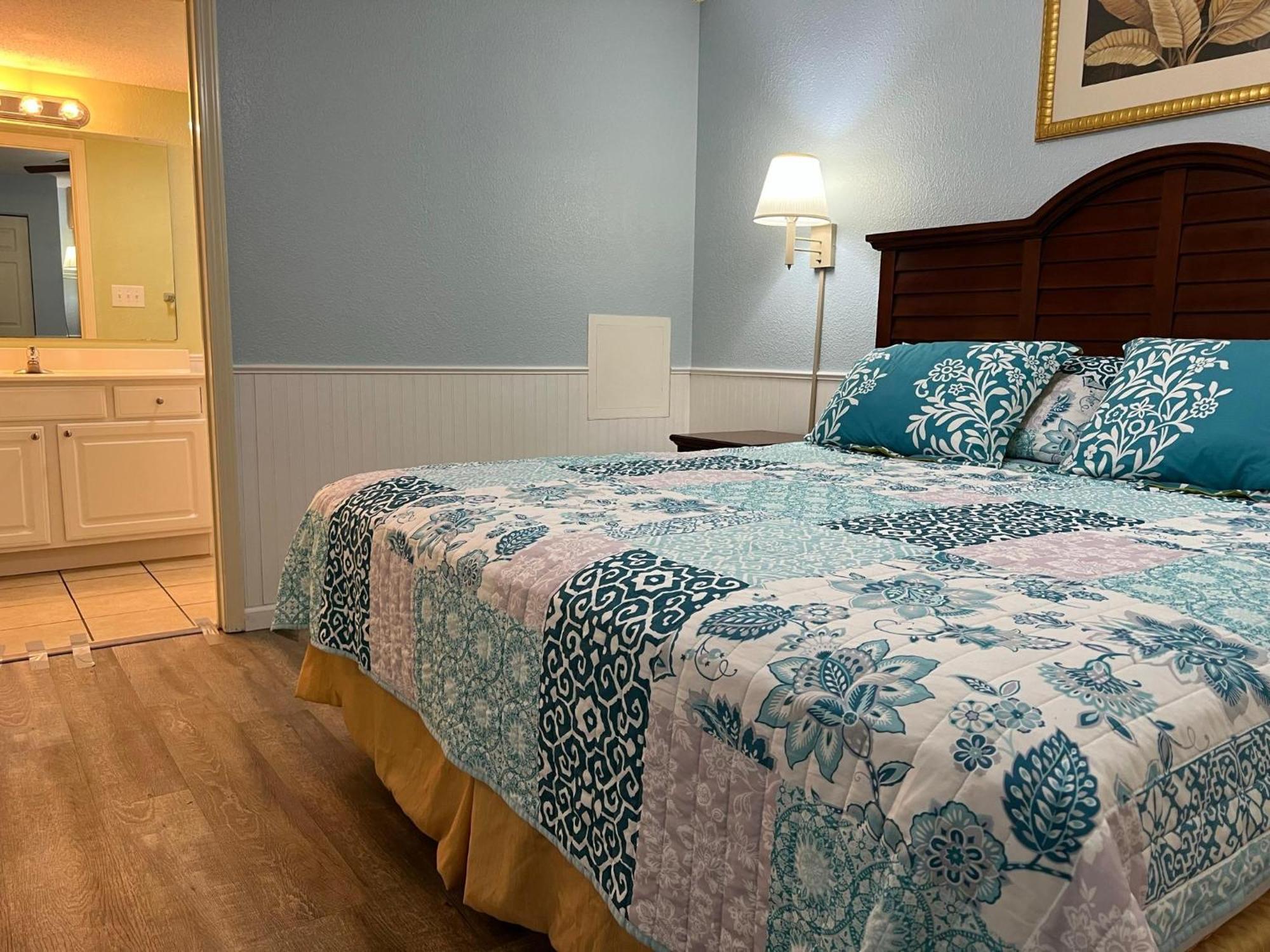 Вілла 2007 S Ocean Blvd, 0406 - Ocean Front Sleeps 10 Мертл-Біч Екстер'єр фото
